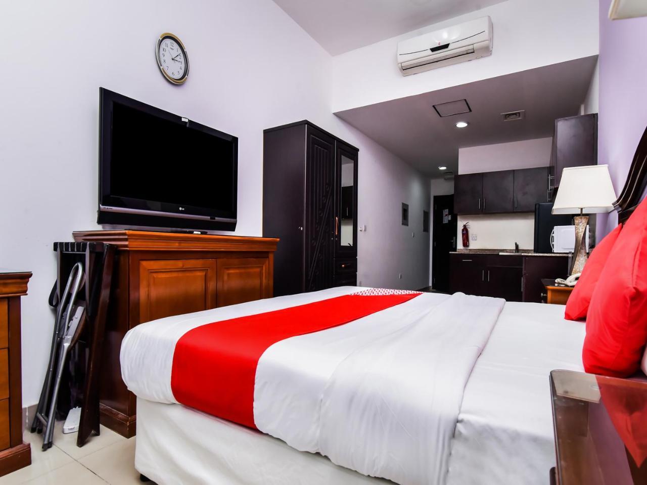 Oyo 138 Empire Hotel Apartments Dubai Eksteriør bilde