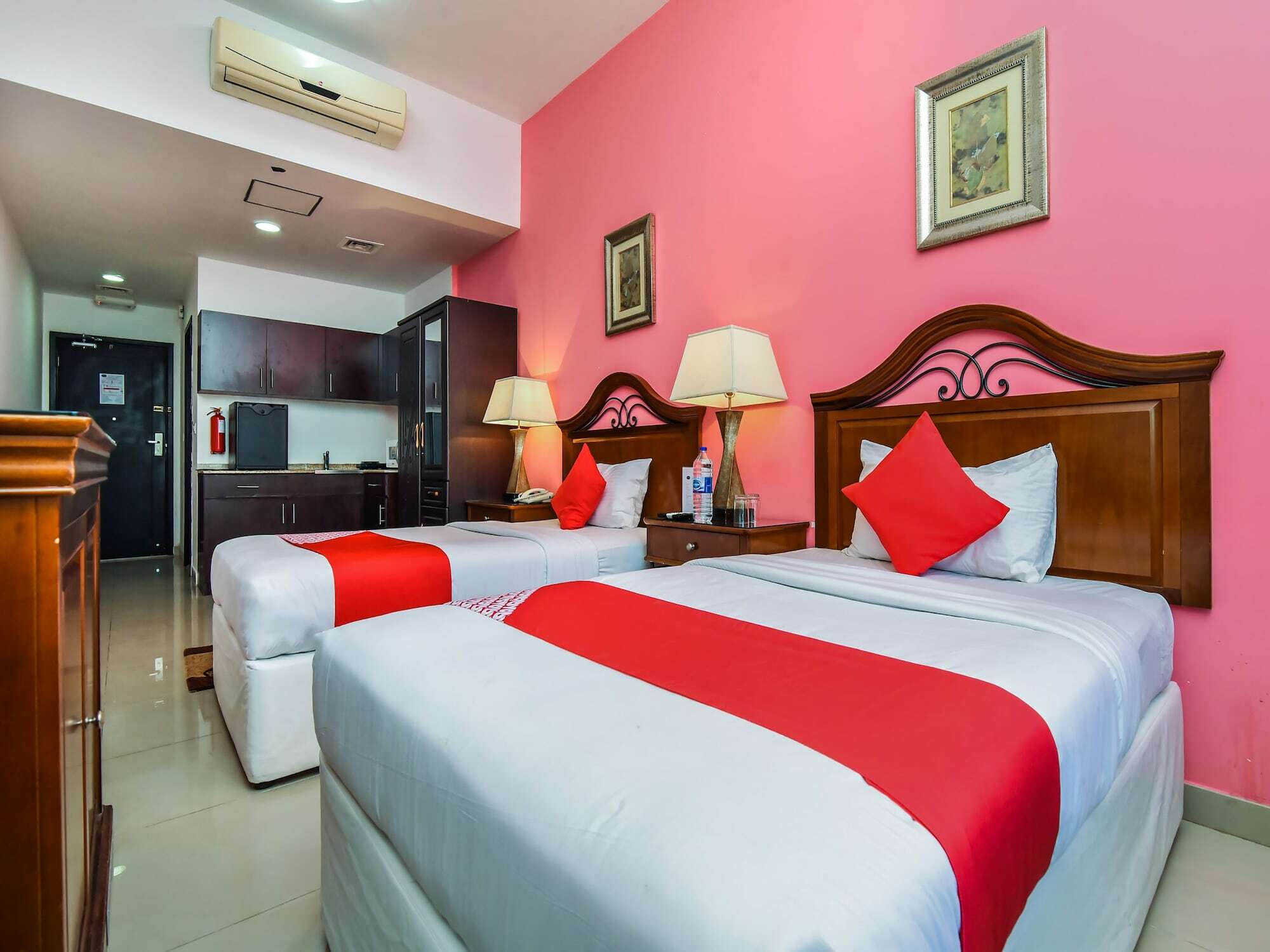 Oyo 138 Empire Hotel Apartments Dubai Eksteriør bilde
